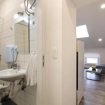 Apartment Hana - Attic In City Center *